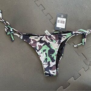 Scales Gear solo bottom, L